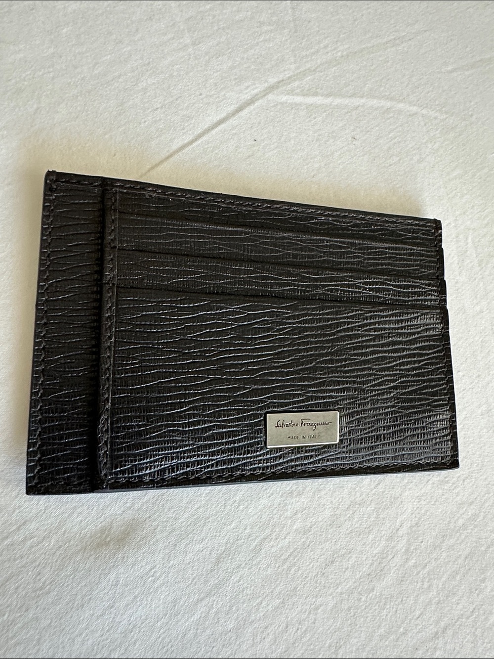 NEW***   Salvatore Ferragamo Dark Chocolate Calf's Leather Card Holder